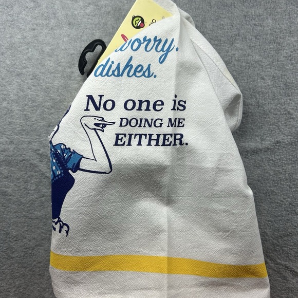 Kitchen Towel Retro Girl "Don't Worry Dishes, No One Is Doing Me Either" Novelty - Picture 3 of 3